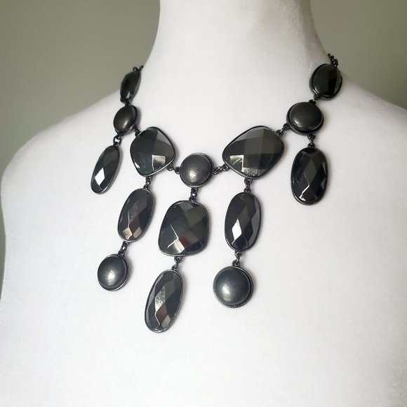 Bold Y2K Bib Statement Necklace Onyx Black Colour Large Faceted Faux Stones Boho - Picture 3 of 5